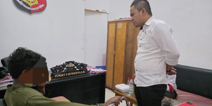 Polisi periksa pelaku penikaman ustadz saat sholat Subuh di Morowali Utara