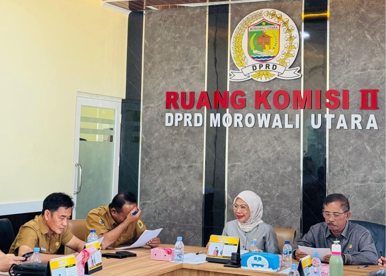 Ketua DPRD Morowali Utara Warda Dg Mamala memimpin rapat Badan Musyawarah DPRD Morut bersama Pemda di Ruang Komisi II DPRD Morowali Utara.