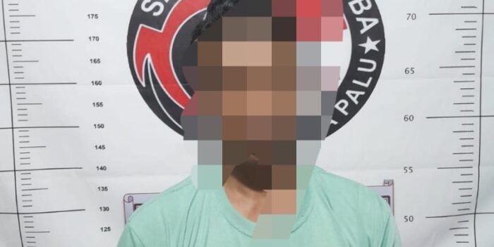 Polresta Palu tangkap pengedar sabu bersama barang bukti.
